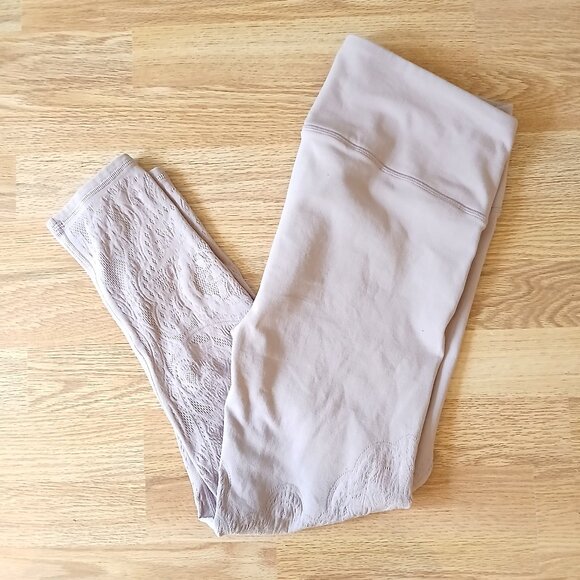 Lululemon Reveal Crop Legging Zen Expression Mesh Details Vintage Mauve Size 12 - Picture 5 of 9